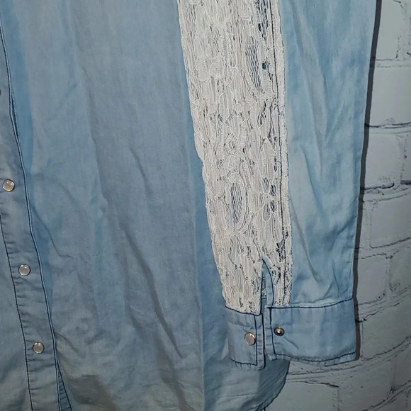 Crazy Train Lace and Denim Pearl Snap Button Up XL - Picture 3 of 11